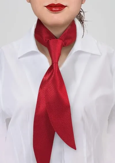 Cravatta da donna con struttura a tinta unita rossa