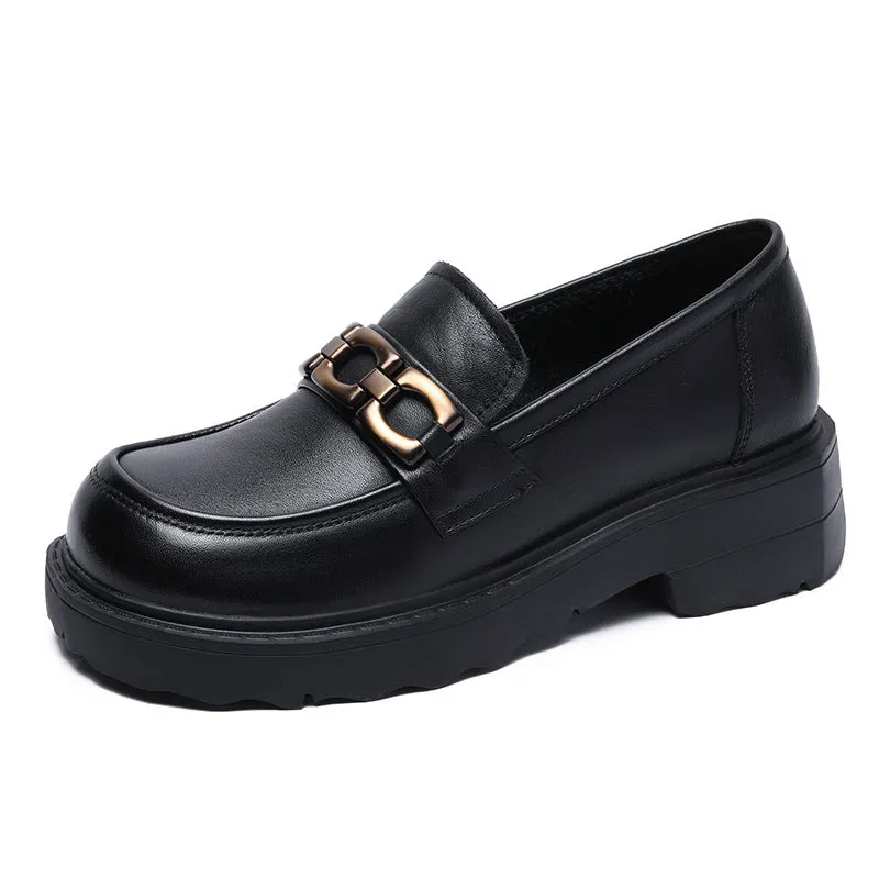 Mocassini casual da donna con catena in pelle retrò con suola spessa